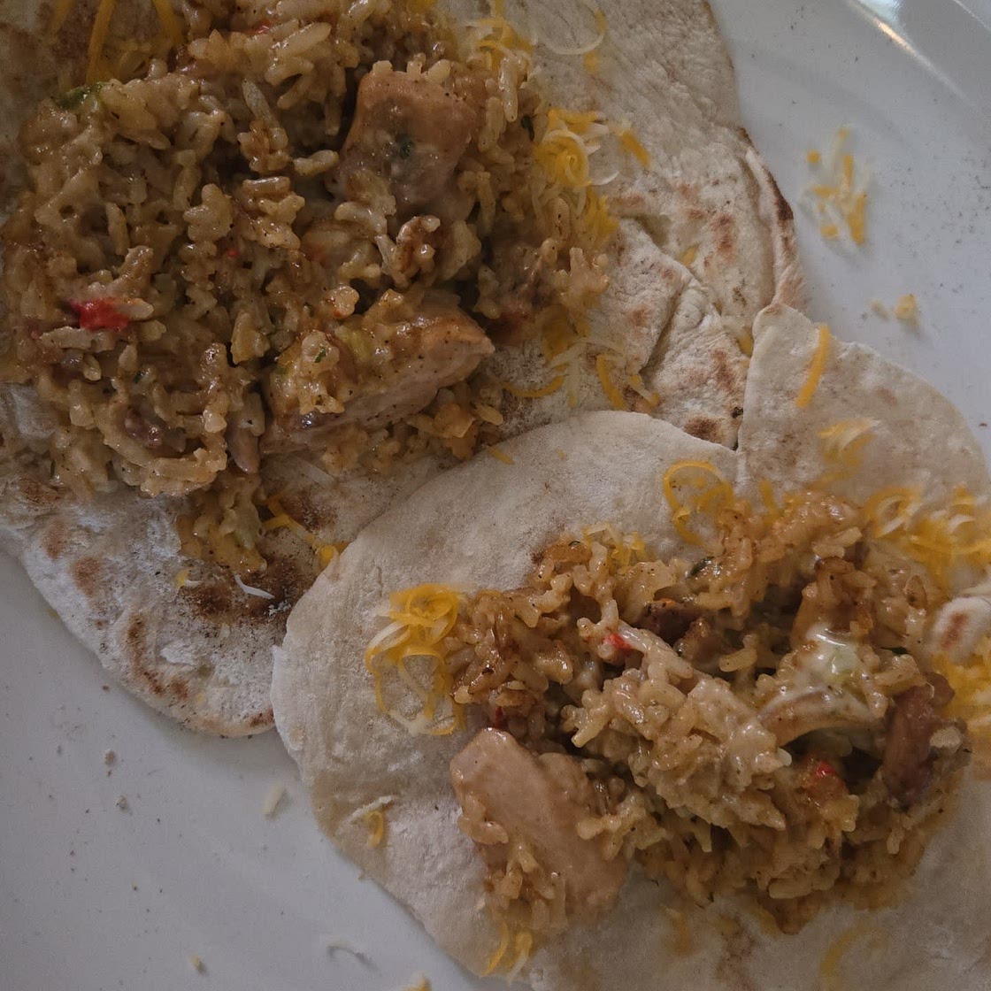 Chicken, rice and Queso