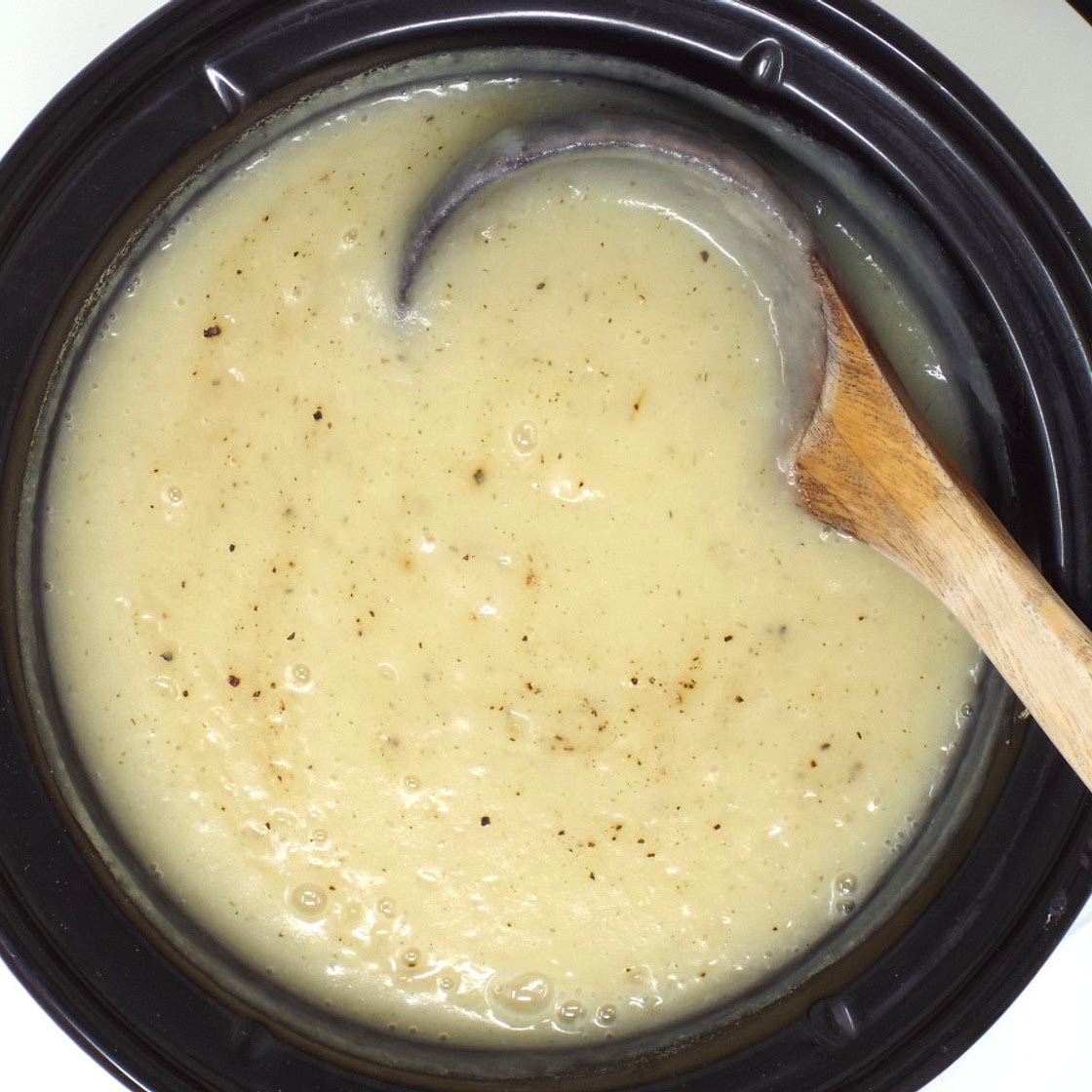 Creamy Slow Cooker Potato Soup
