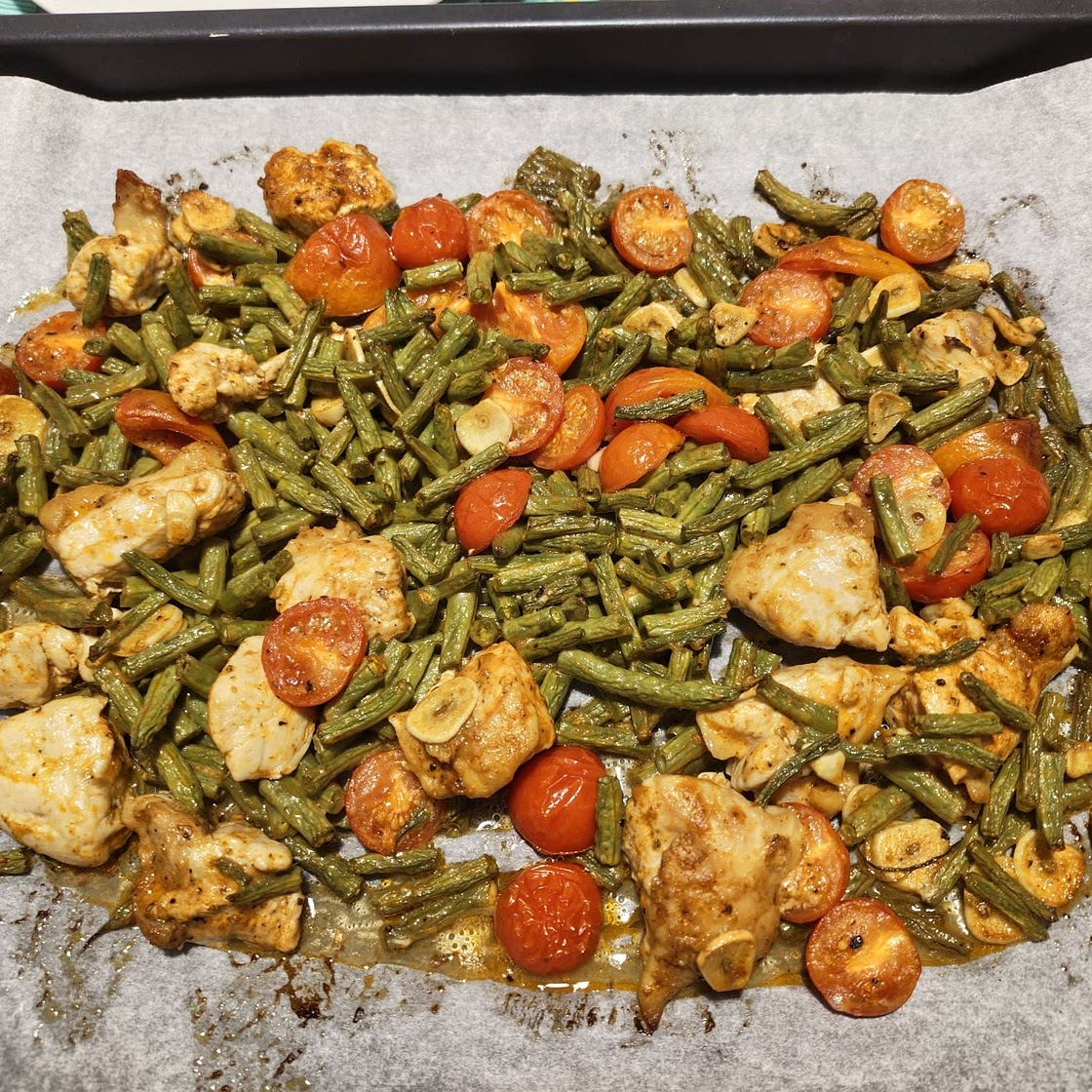 Tuscan Garlic Sheet Pan Dinner