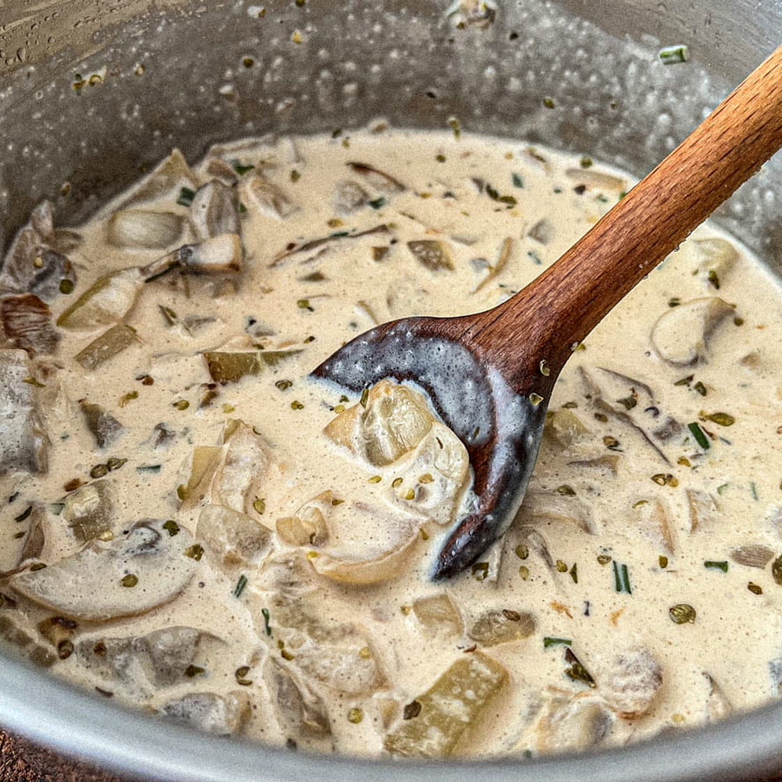 Greek Mushroom Sauce (σάλτσα μανιταριών)