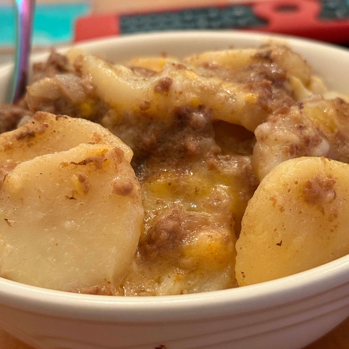 Crockpot Cheesy Beef and Potatoes