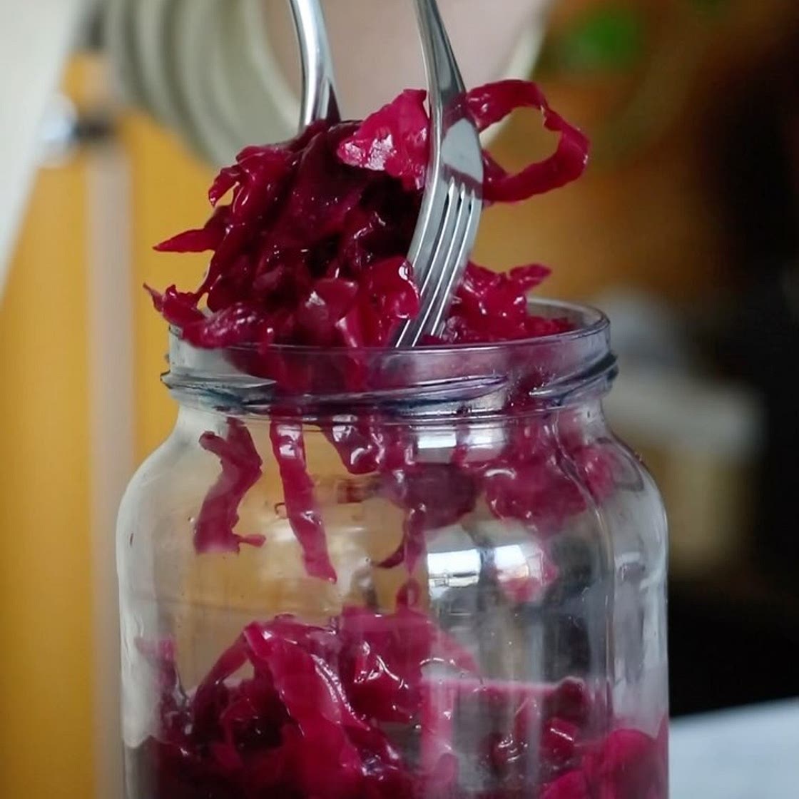 RED SAUERKRAUT