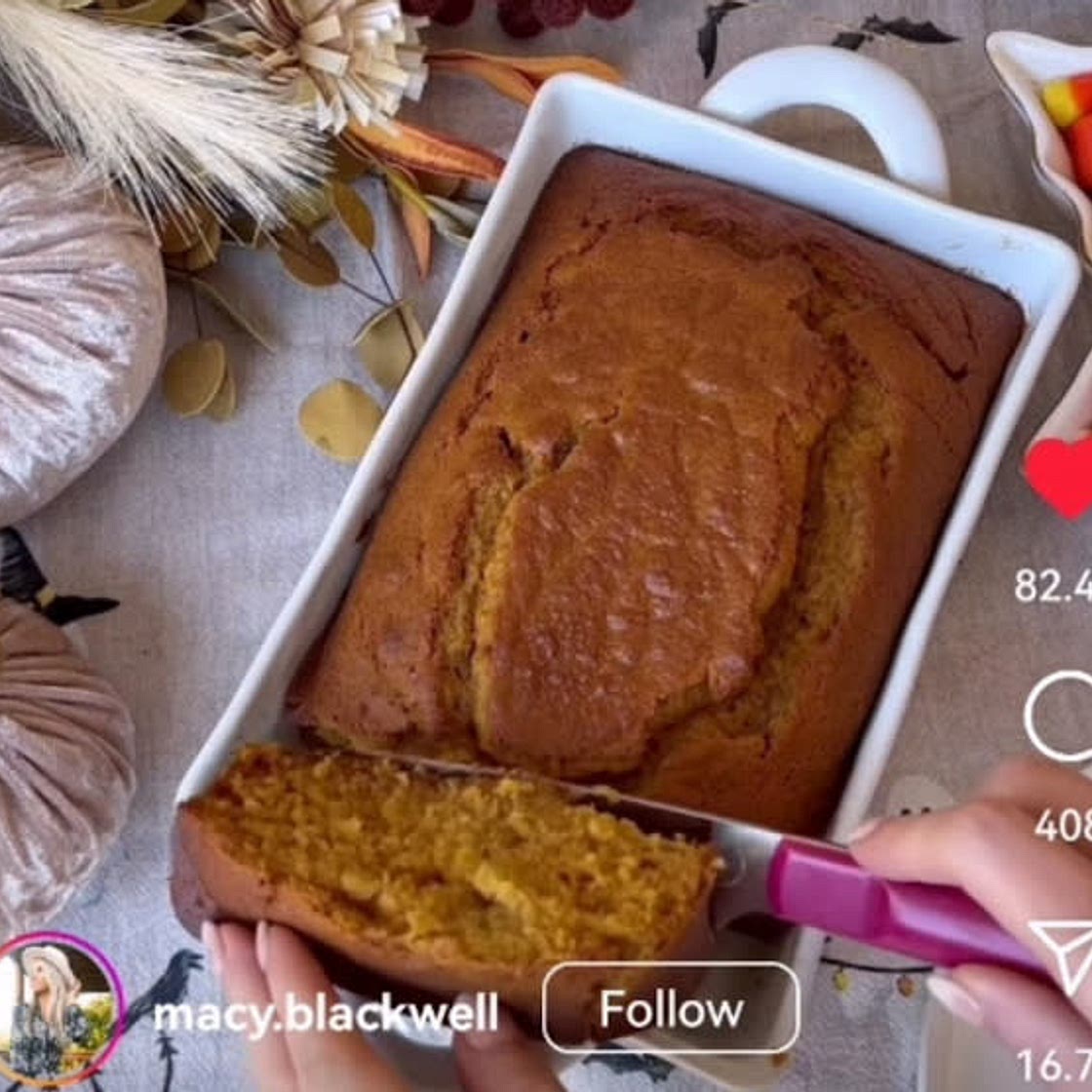 Pumpkin bread (206)