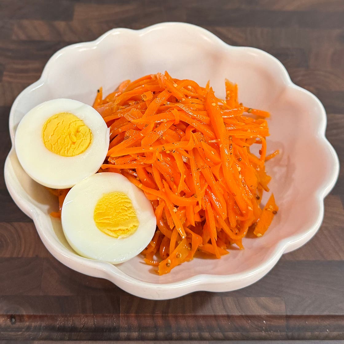 Easy and Healthy Carrot Salad You’ll Want to Make Again and Again✨