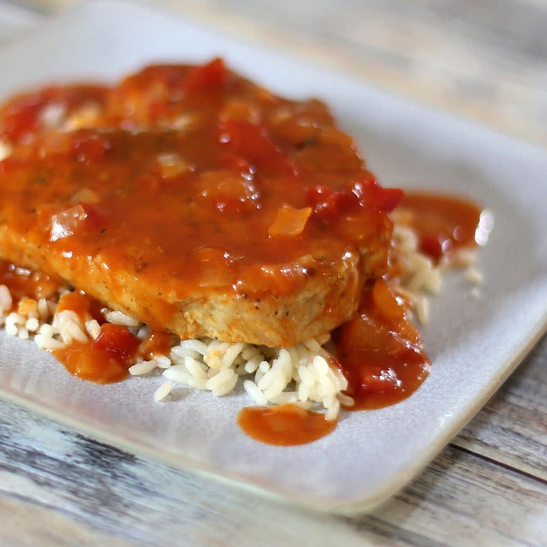 Grand-Maman Gisele's Pork Chops and Veggie Sauce