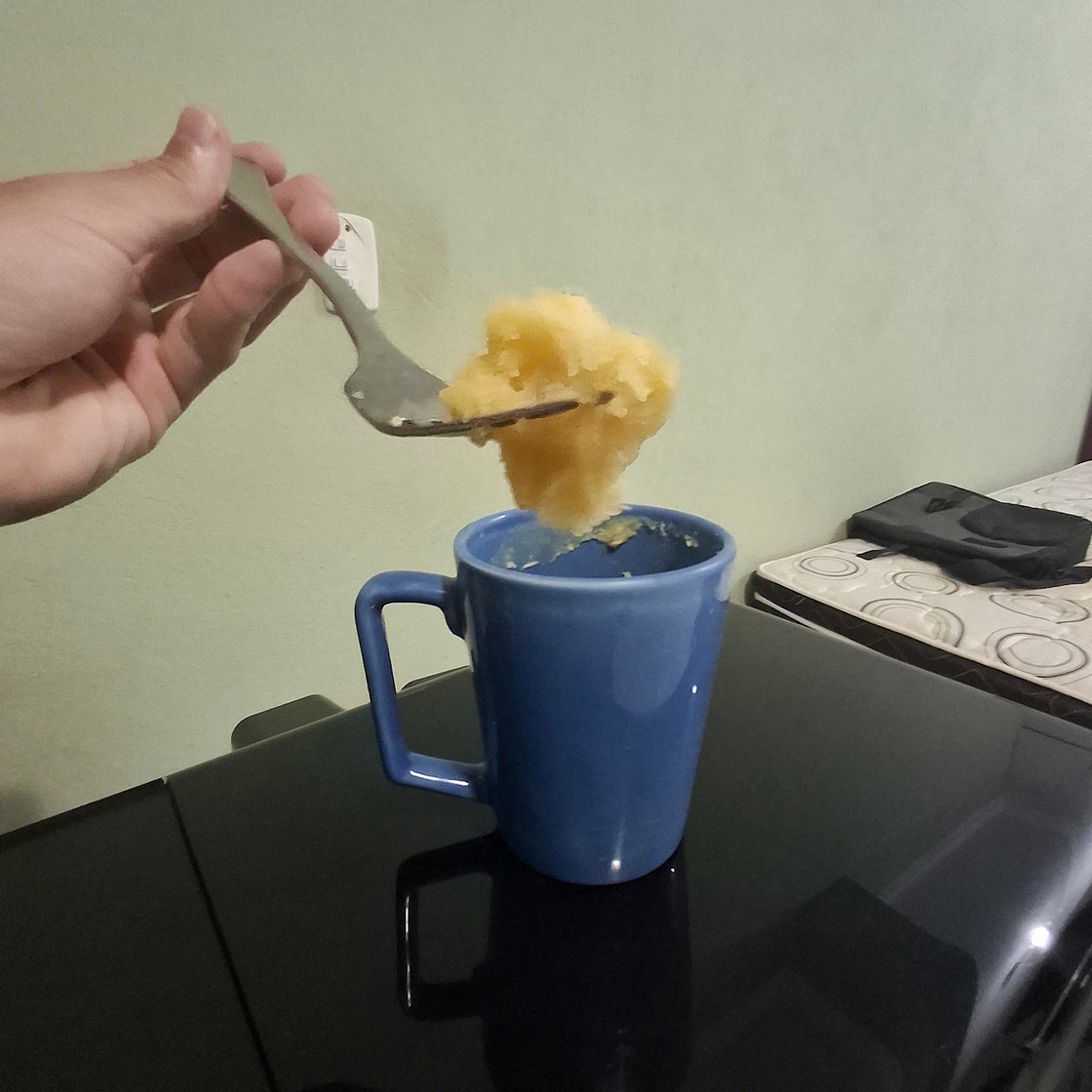 Bolo de caneca de limão