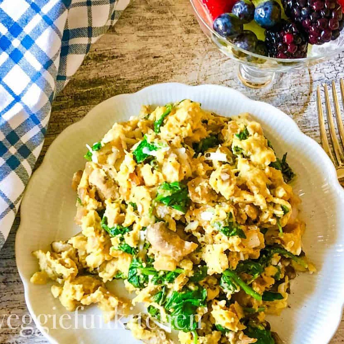 Egg White Mushroom, Spinach, Onion Scramble with side of Avocado and Berries