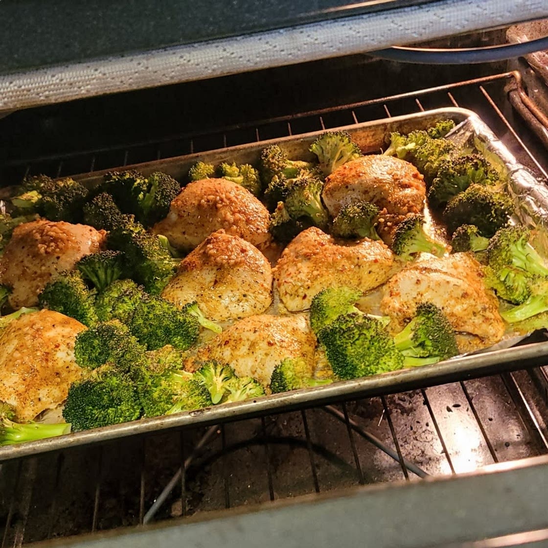 One-Pan Roasted Chicken, Broccoli & Sweet Potatoes + Meal Prep