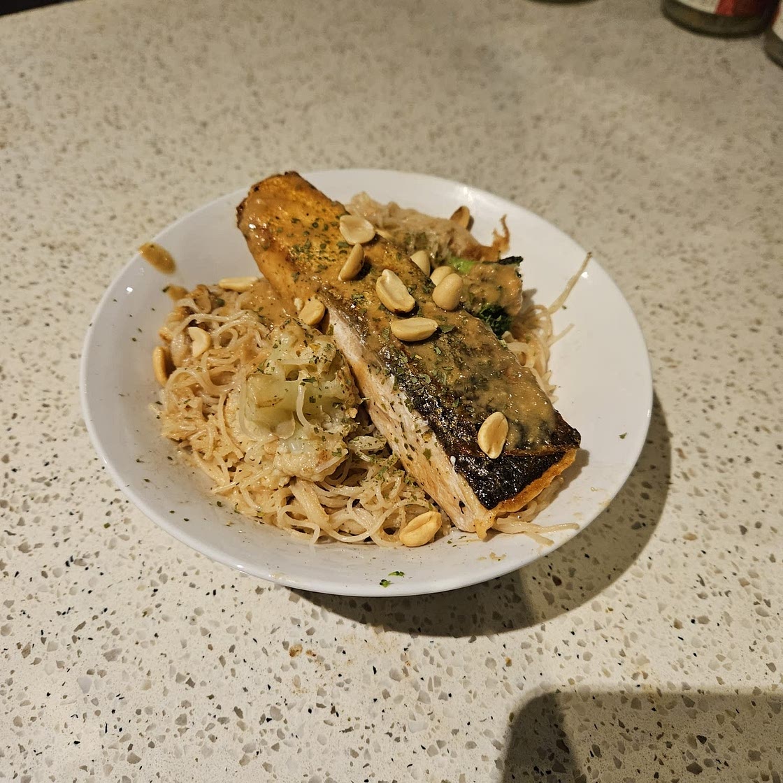 Creamy Peanut Butter Salmon Noodle