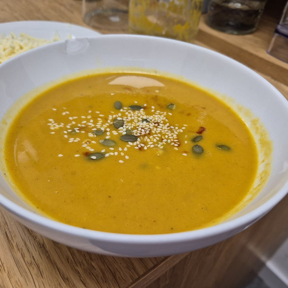 CURRIED CARROT SOUP
