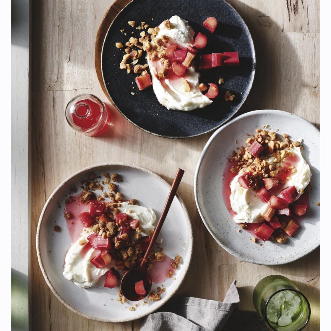 DECONSTRUCTED RHUBARB CHEESECAKE WITH MACADAMIA CRUMBLE