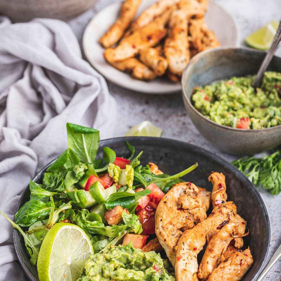 Mexican Chicken with Salad and Guacamole - Easy Recipe - Diet Doctor