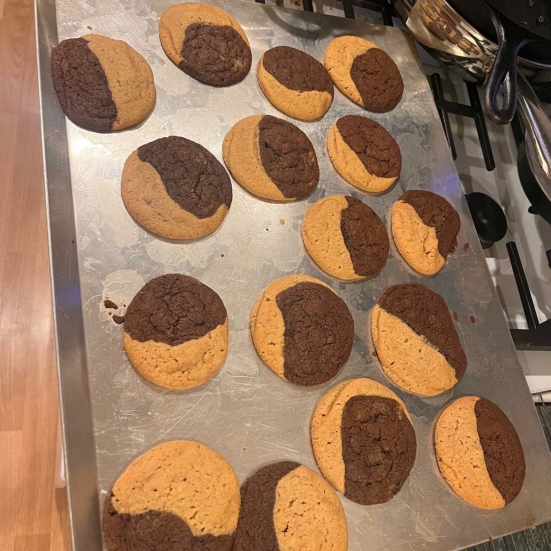 Walmart’s Peanut Butter Chocolate Cookies