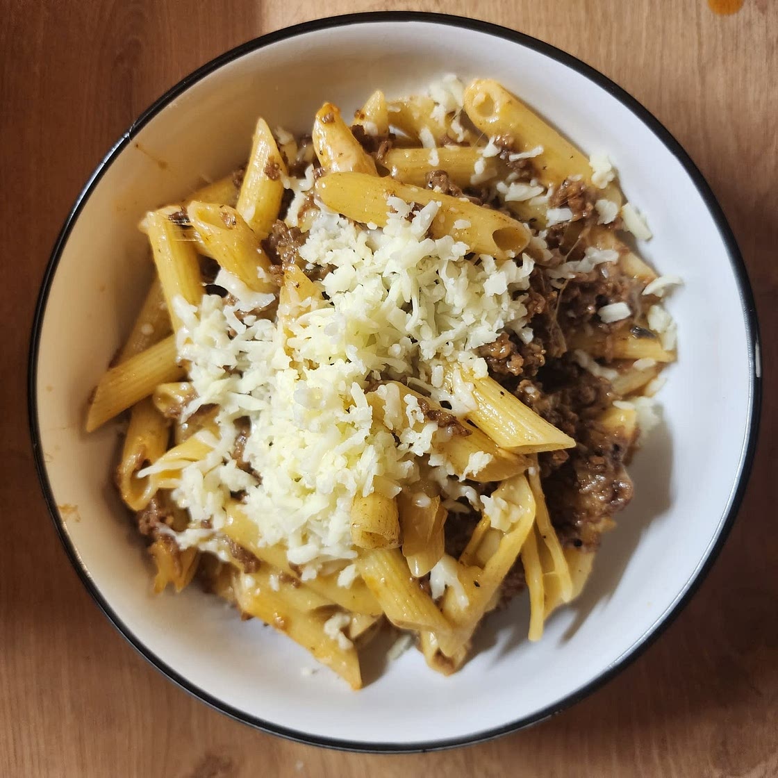 Cheesy Ground Beef Pasta Skillet