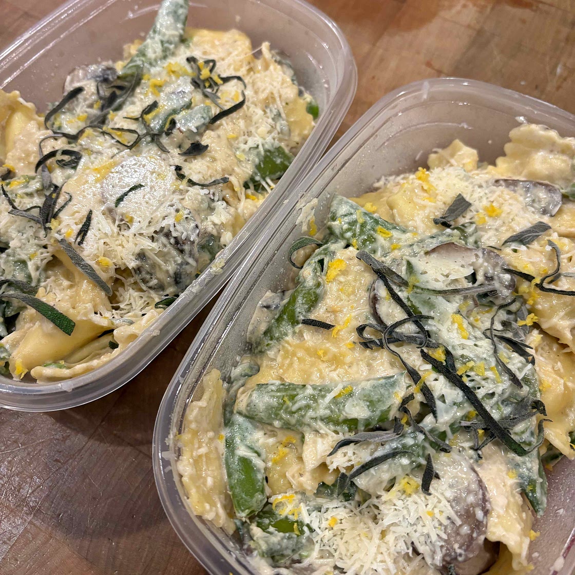 Ravioli with Snap Peas and Mushrooms (Vegetarian)