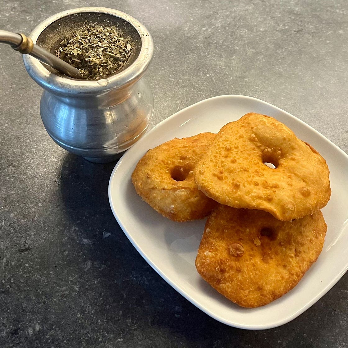 Tortas fritas argentinas - Argentinian fried cakes