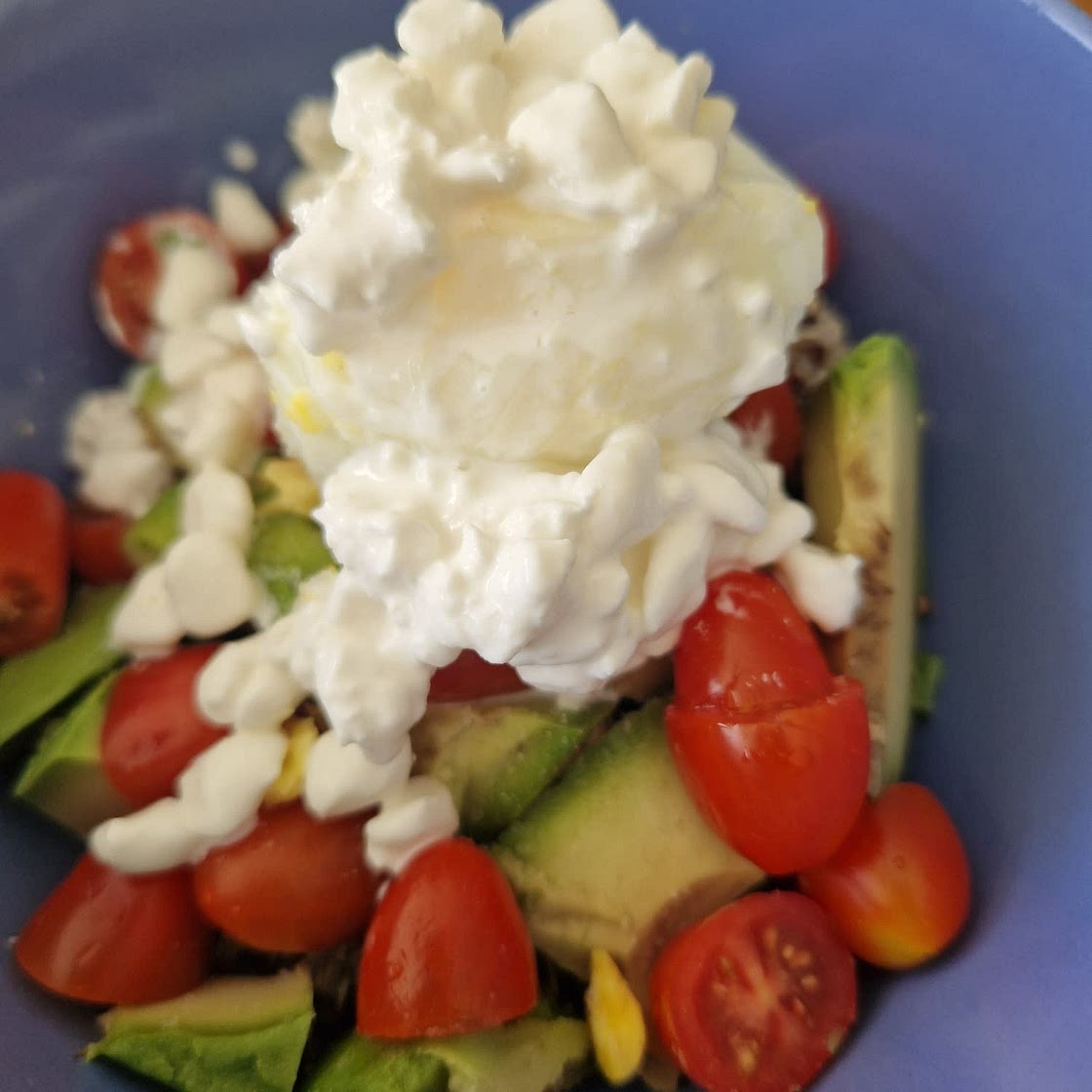 Quinoa Avocado Breakfast Bowl Recipe