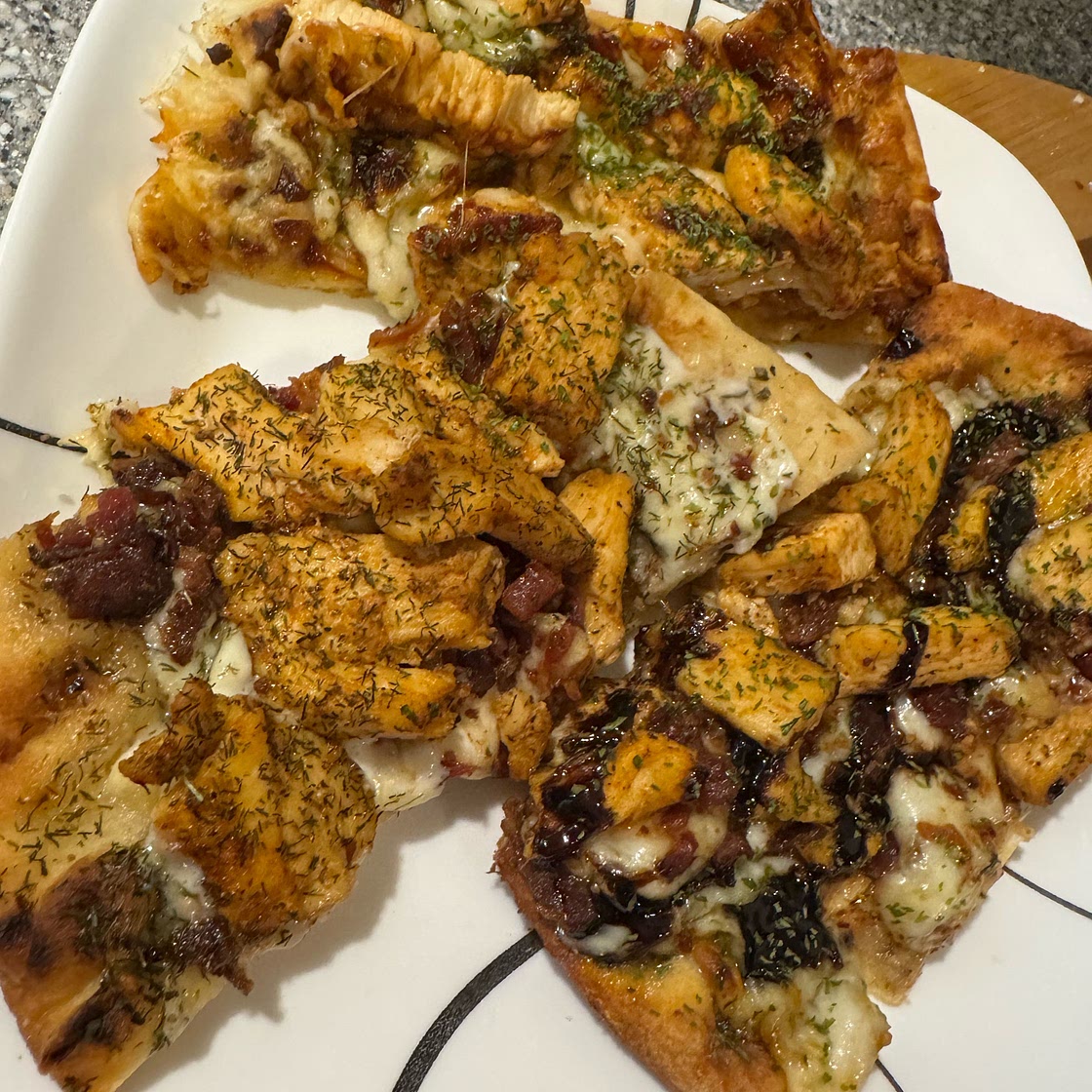 Chicken Bacon Ranch Flatbread Pizza