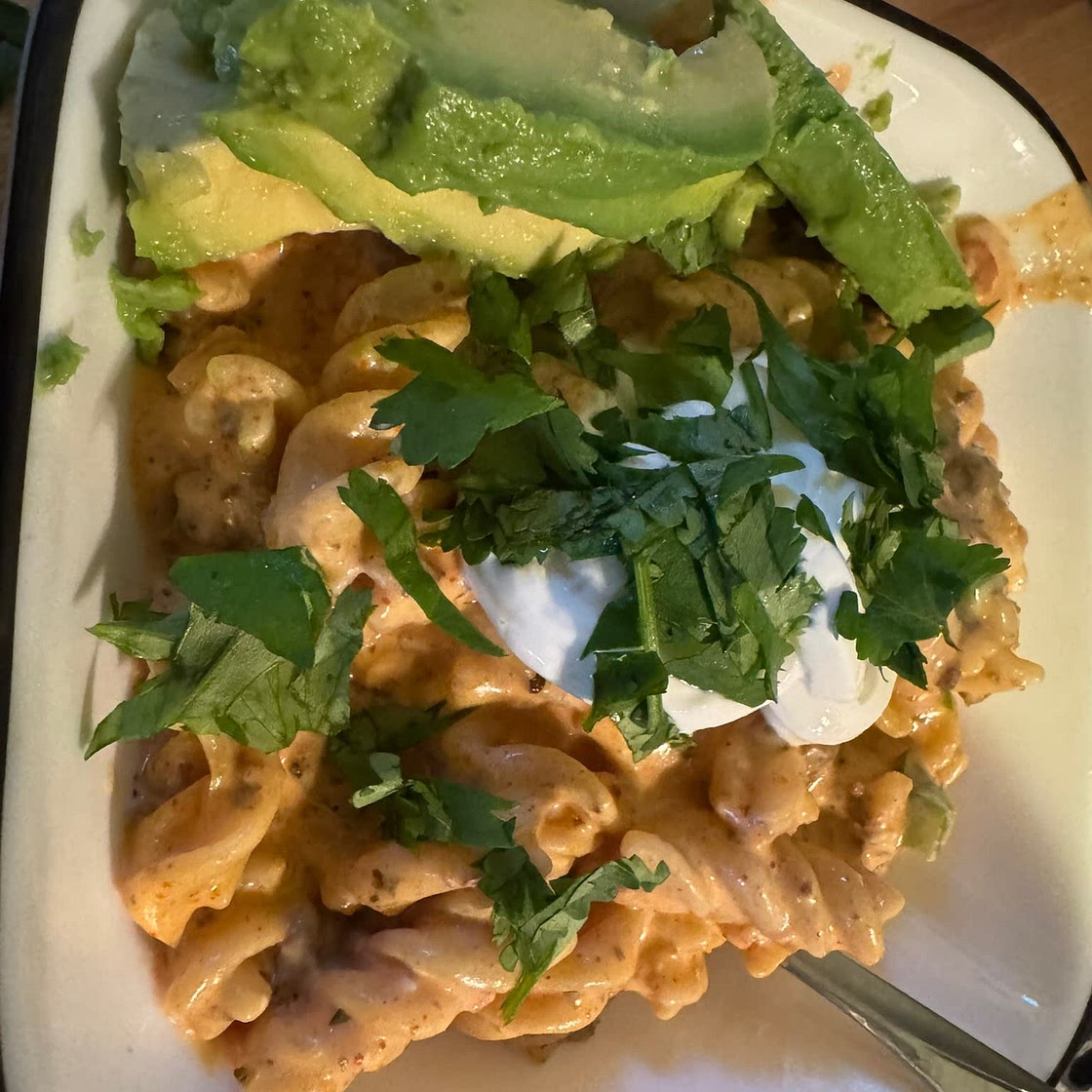 Queso Pasta Recipe: Don't Scroll Past This Creamy Mexican Pasta Recipe