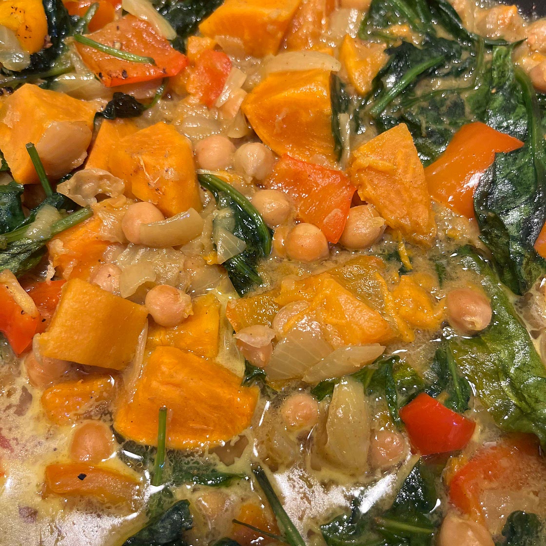 Chickpea & Sweet Potato Curry 
