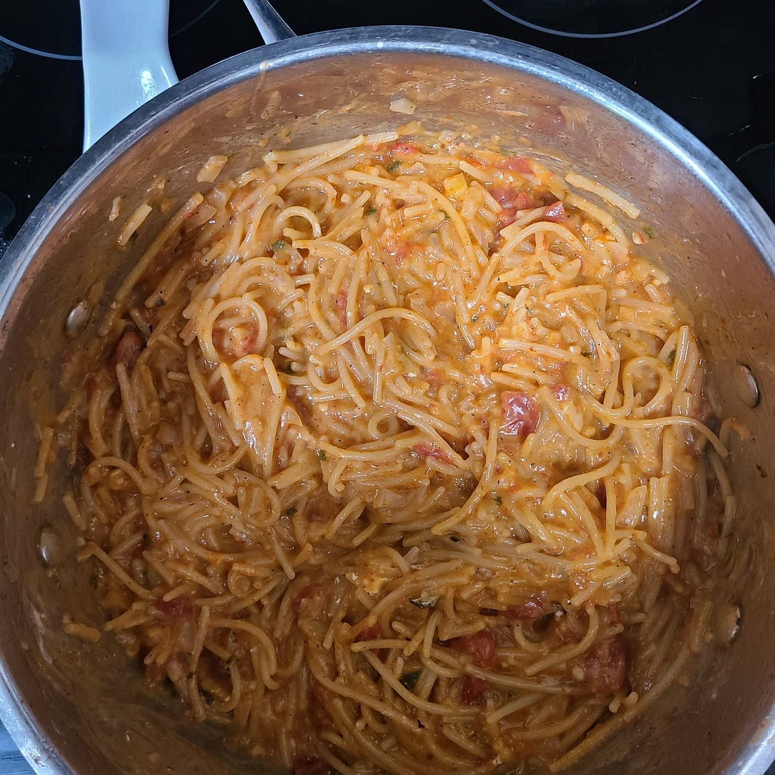 Creamy Roasted Red Pepper Pasta