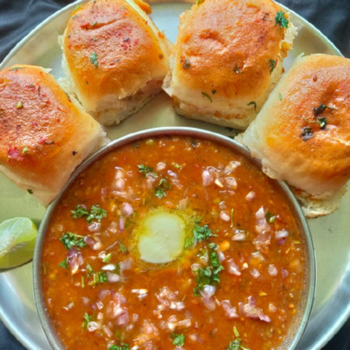 बटर पावभाजी (butter pavbhaji recipe in hindi)