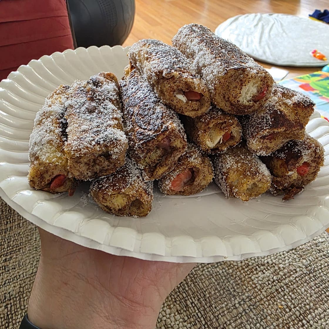 FRENCH TOAST ROLL UPS