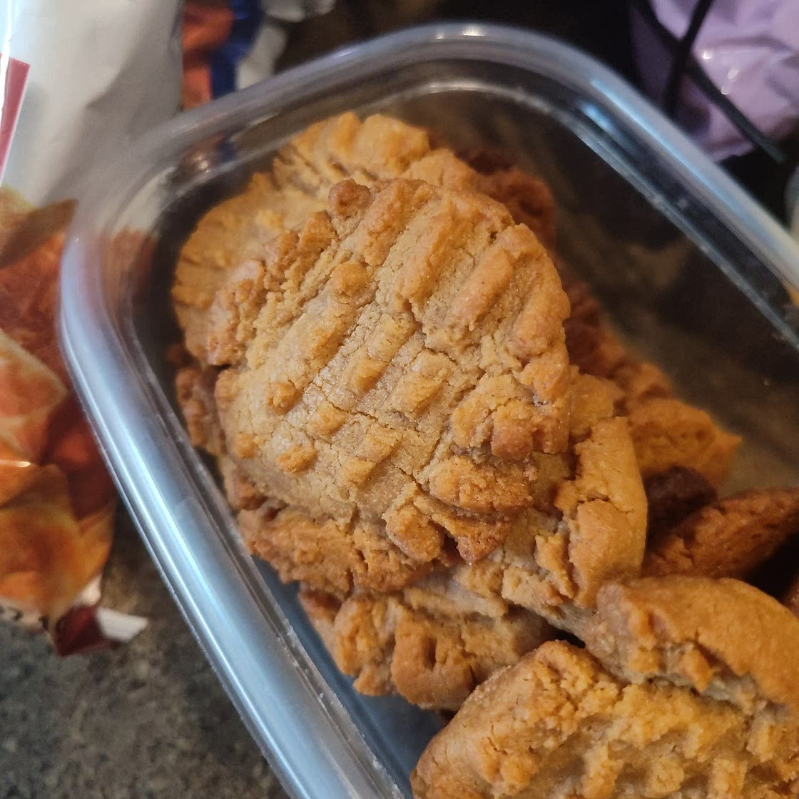 3-Ingredients Peanut Butter Cookies