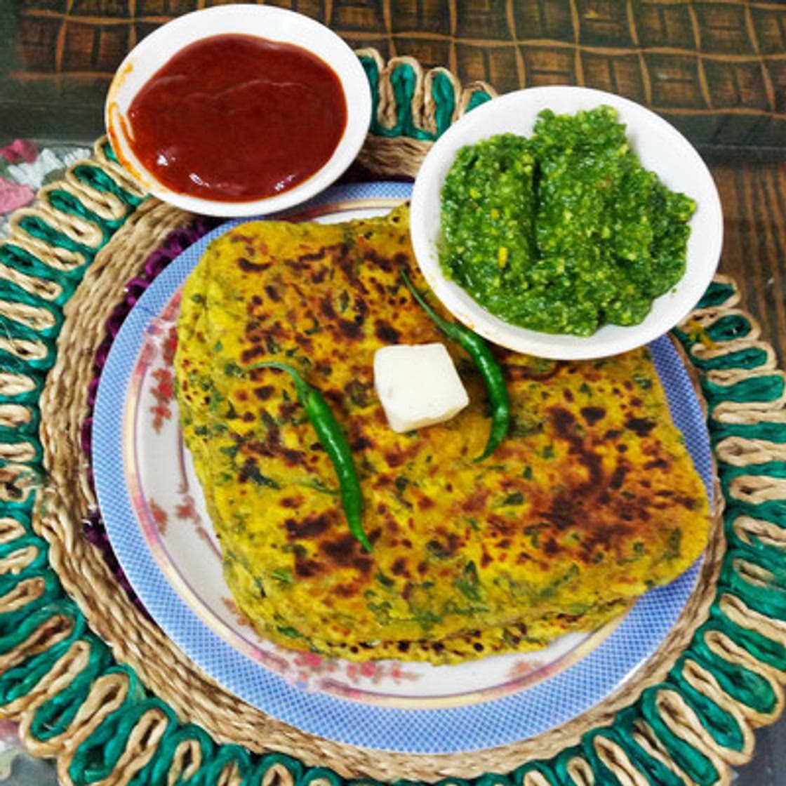 पालक पराठा (palak paratha recipe in Hindi)