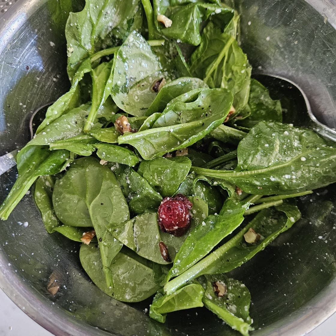 Simple Spinach Salad