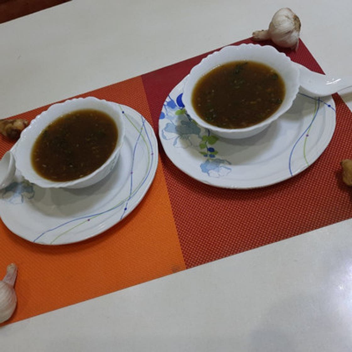 लहसुनअदरक सूप (Garlic Ginger Soup Recipe In Hindi)