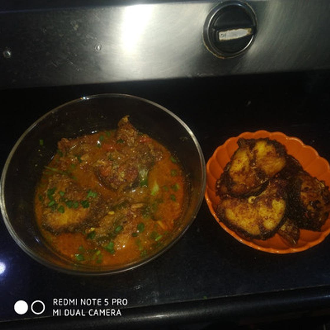 फीस करी फीस फ्राई (fish curry fish fry recipe in Hindi)