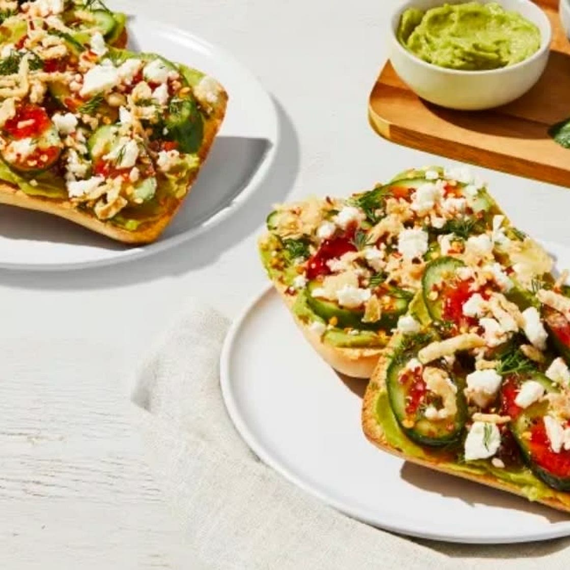 Sweet & Spicy Avocado Toast with Feta 🌶️ a la Hello Fresh