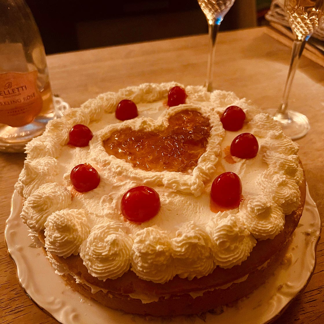 Victoria Sponge Cake