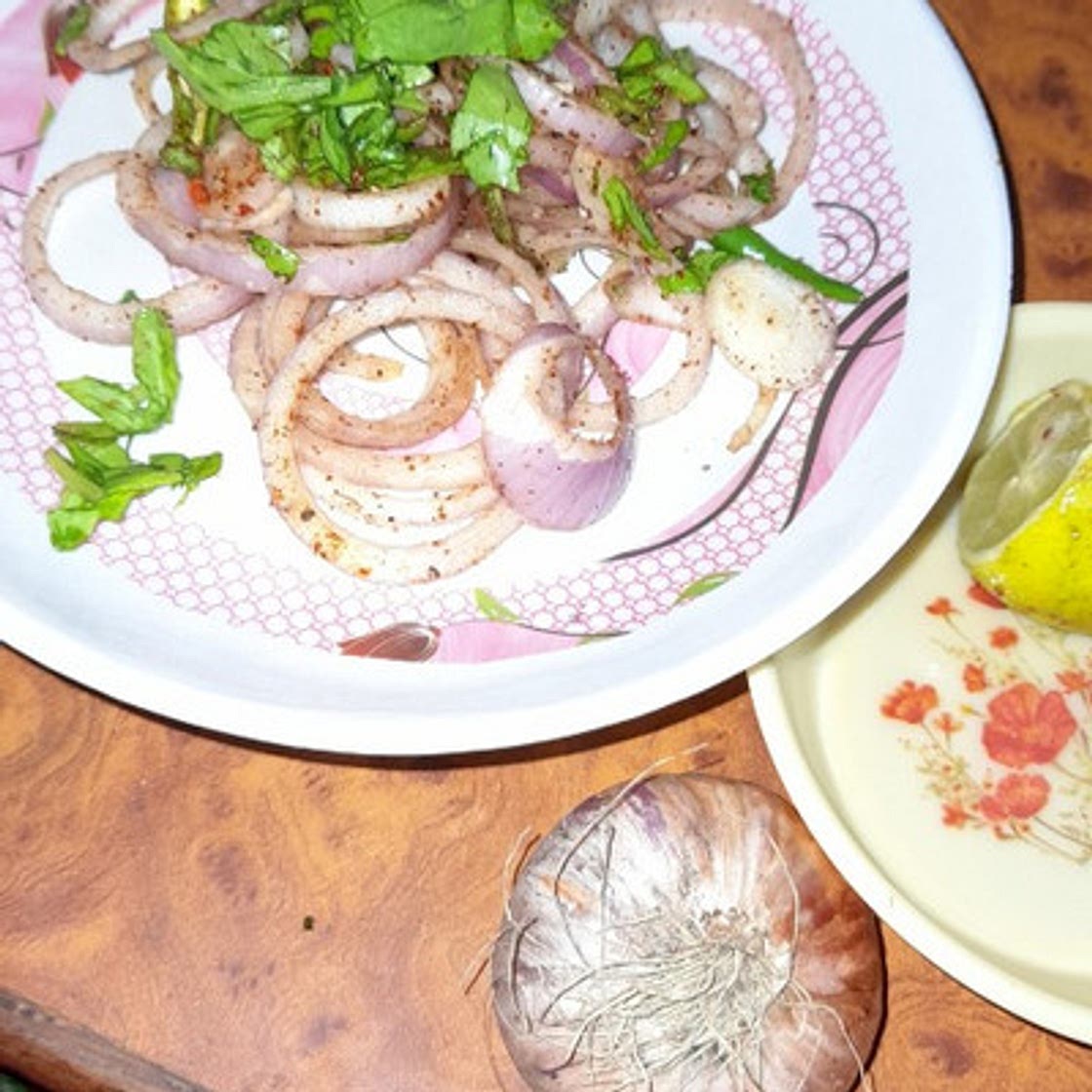 लच्छा अनियन सलाद (Lacha onion salad recipe in Hindi)