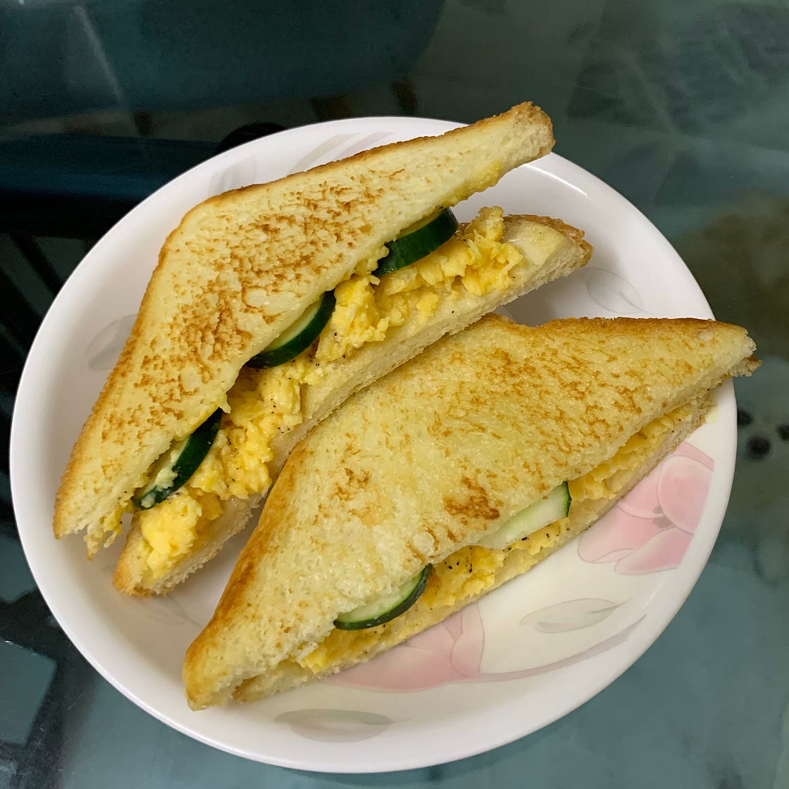 Scrambled Egg Sandwich 