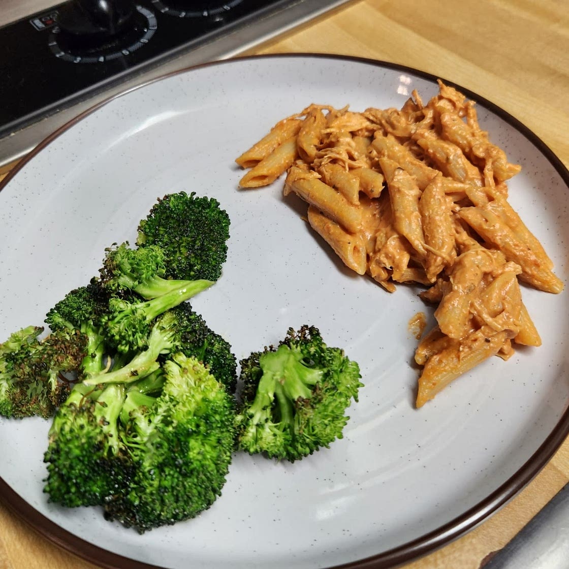 Crockpot Creamy Chicken Pasta