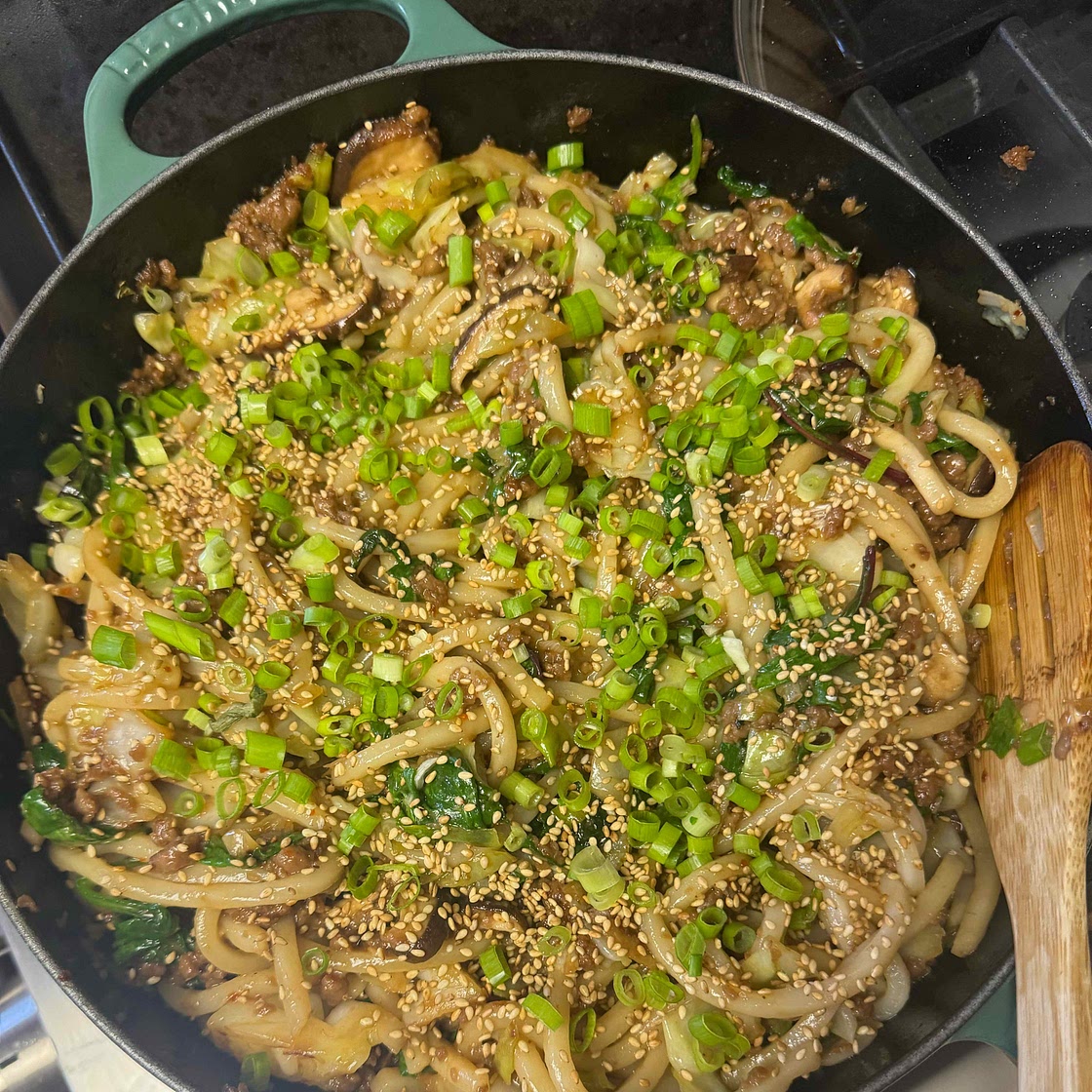 Stir-Fried Udon Noodles With Pork and Scallions