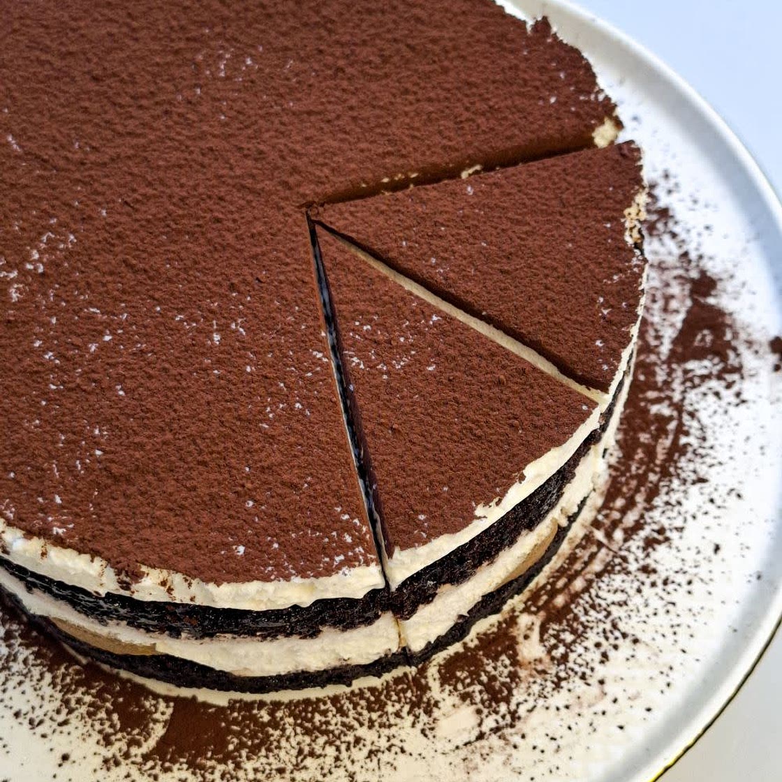 Chocolate Tiramisu Cake