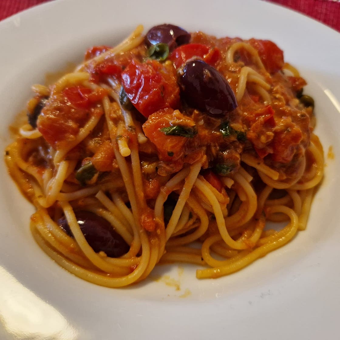 Spaghetti alla Puttanesca