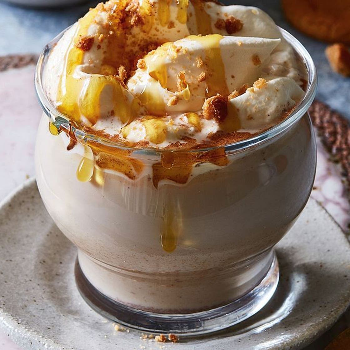 Slow-cooker gingerbread cafe latte