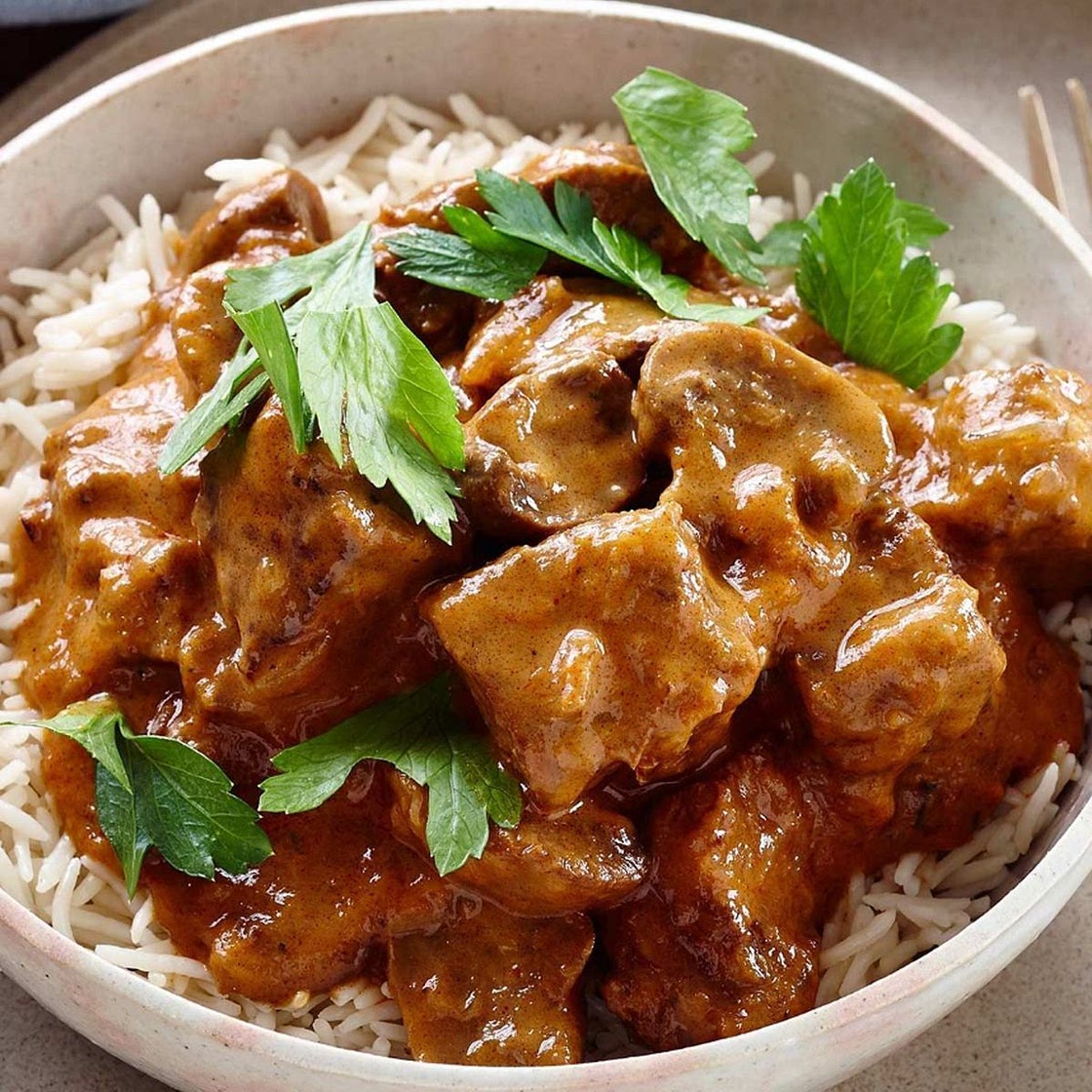 Slow cooker beef stroganoff recipe