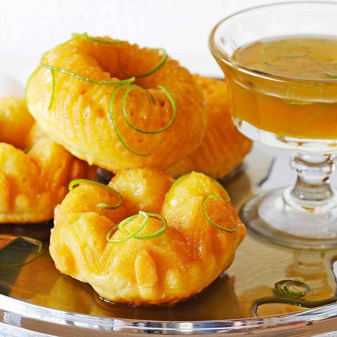 Fruity rum babas