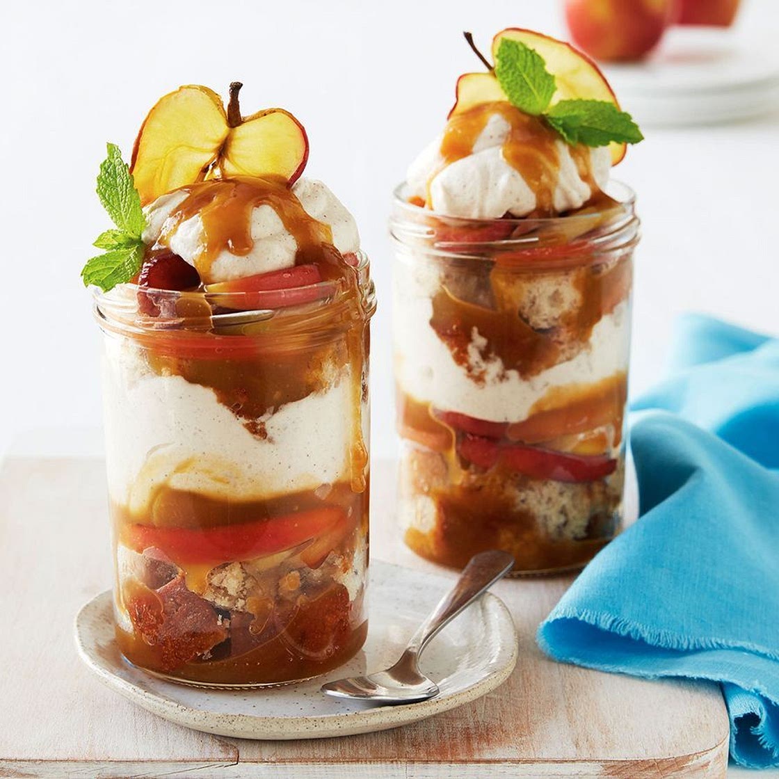 Caramelised apple jar cakes