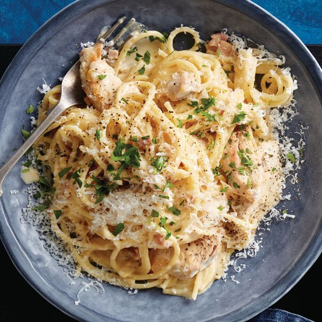 Slow cooker creamy chicken carbonara recipe