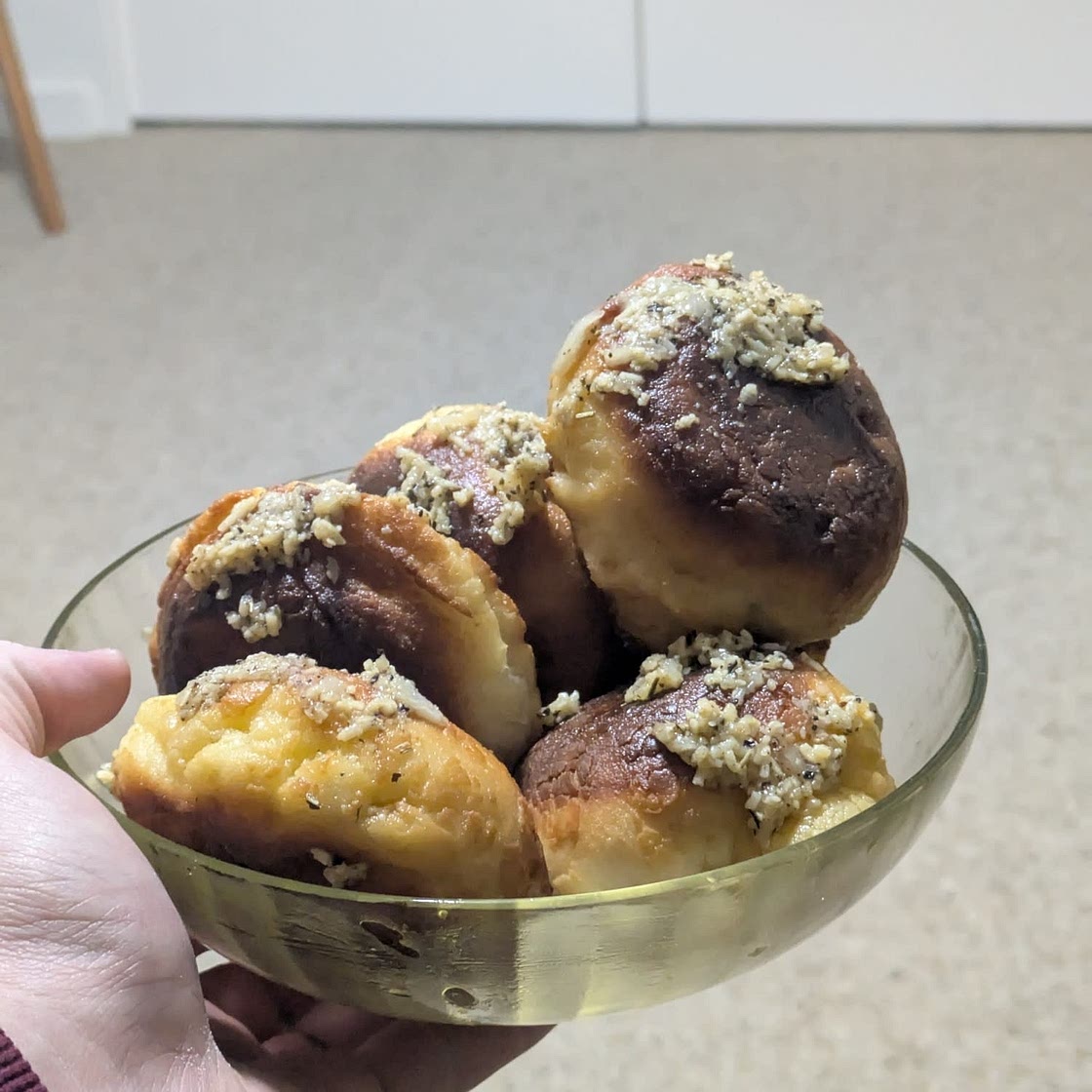 Cheesy Garlic Doughnuts