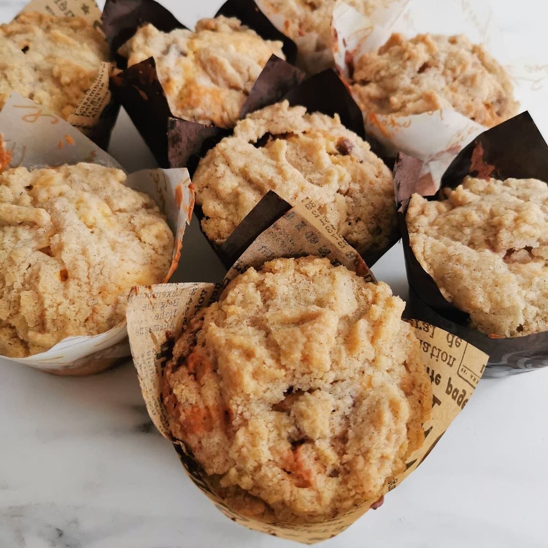 D'licious Chocolate Chip Streusel Muffins