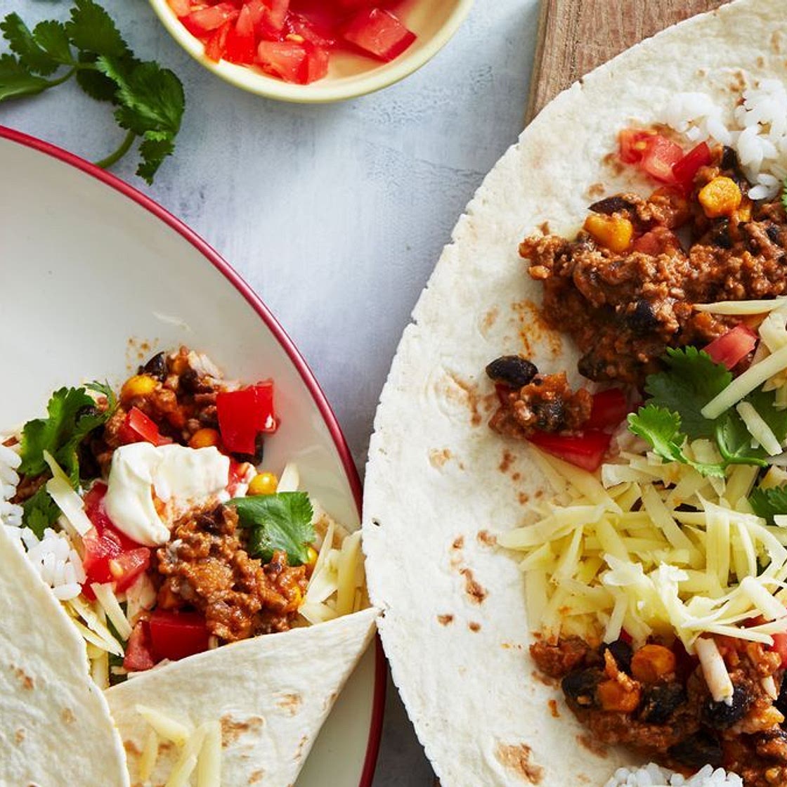 Jumbo chilli con carne burritos recipe