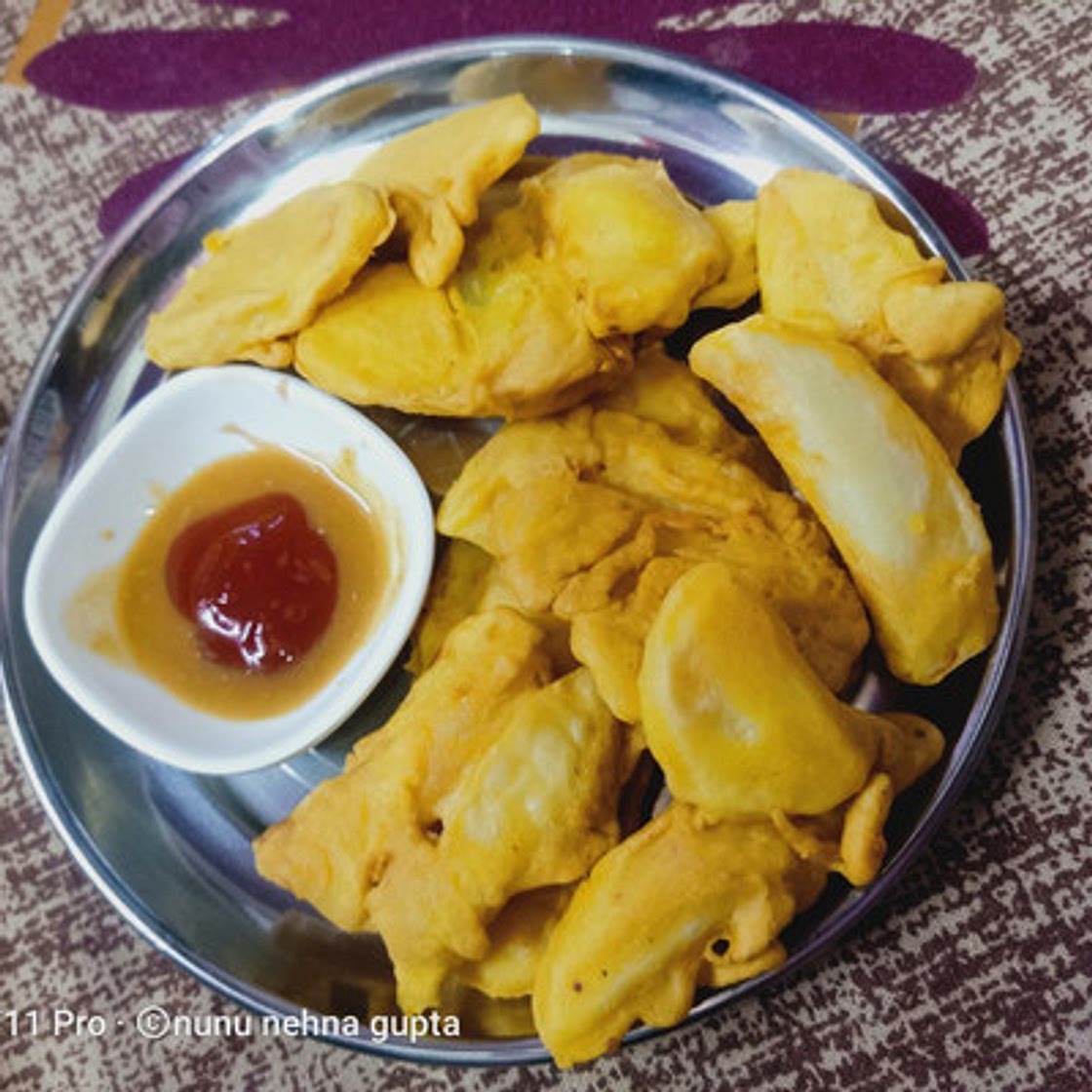 आलू के पकौड़े (Aloo ke pakode recipe in Hindi)