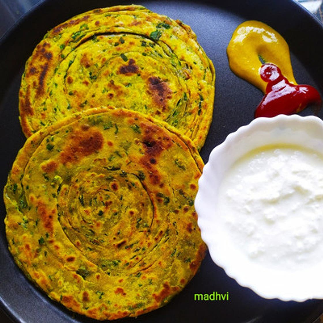 मेथी लच्छा पराठा (Methi Laccha paratha recipe in Hindi)